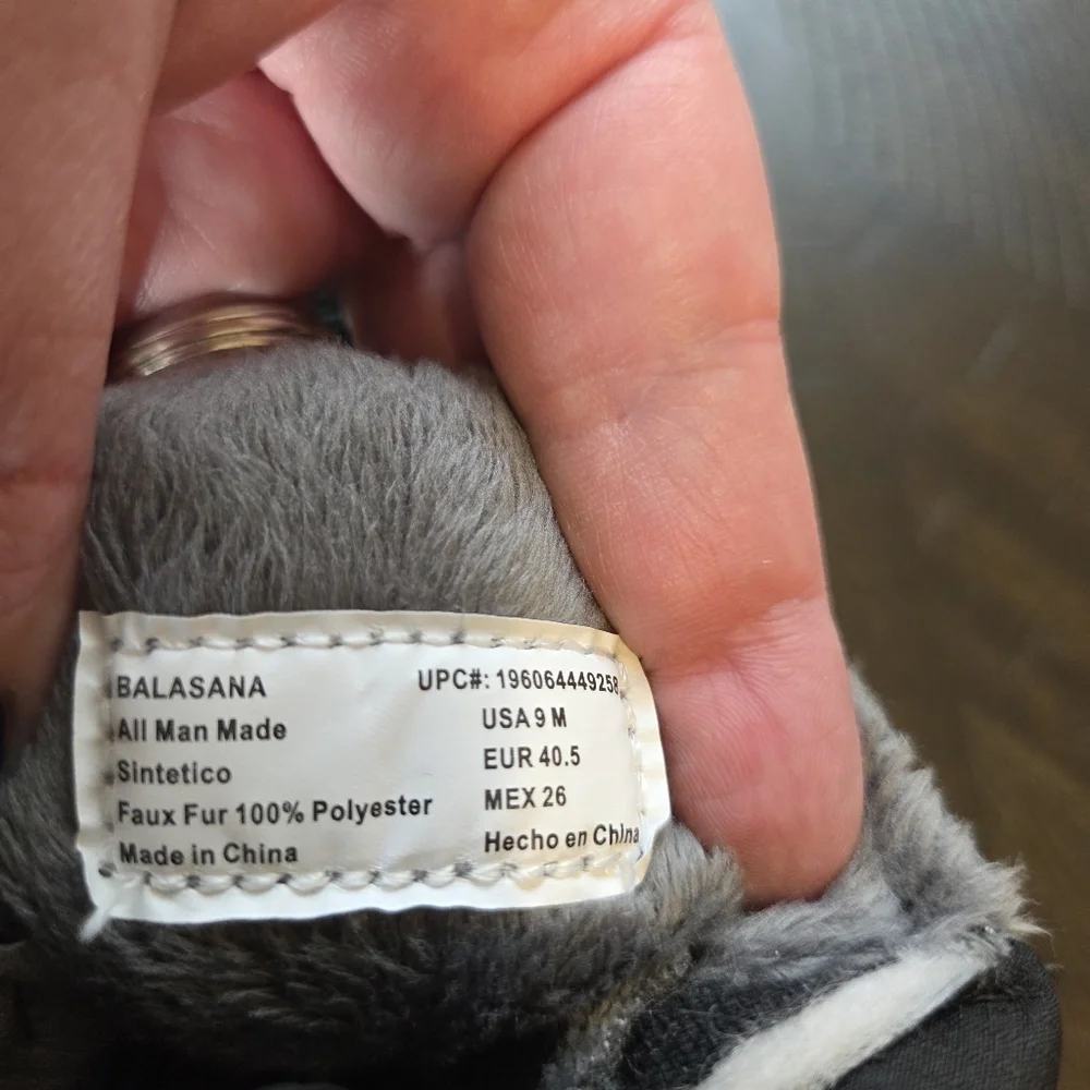 Eddie Bauer Balasana Faux Fur Lined Winter Boots - Grey / Black - Size 9